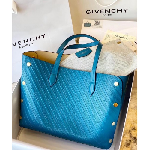 Cheap Givenchy AAA Quality Handbags #790377 Replica Wholesale [$314.00 USD] [ITEM#790377] on Replica Givenchy AAA Quality Handbags