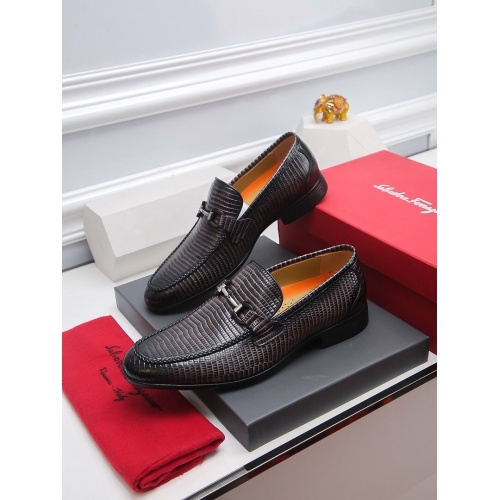 Cheap Salvatore Ferragamo Leather Shoes For Men #811935 Replica Wholesale [$82.00 USD] [ITEM#811935] on Replica Salvatore Ferragamo Leather Shoes