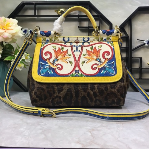 Cheap Dolce &amp; Gabbana D&amp;G AAA Quality Messenger Bags For Women #813840 Replica Wholesale [$150.00 USD] [ITEM#813840] on Replica Dolce &amp; Gabbana D&amp;G AAA Quality Messenger Bags