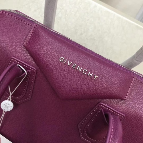 Cheap Givenchy AAA Quality Messenger Bags #815558 Replica Wholesale [$202.00 USD] [ITEM#815558] on Replica Givenchy AAA Quality Messenger Bags