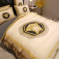 Cheap Versace Bedding #813521 Replica Wholesale [$100.00 USD] [ITEM#813521] on Replica Versace Bedding