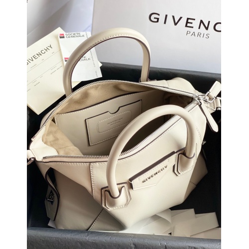 Cheap Givenchy AAA Quality Handbags For Women #820600 Replica Wholesale [$291.00 USD] [ITEM#820600] on Replica Givenchy AAA Quality Handbags