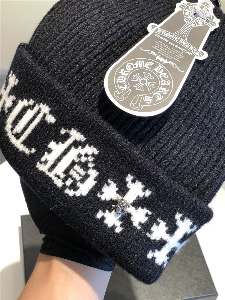 fake chrome heart hat