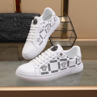 Versace Casual Shoes For Men #821472