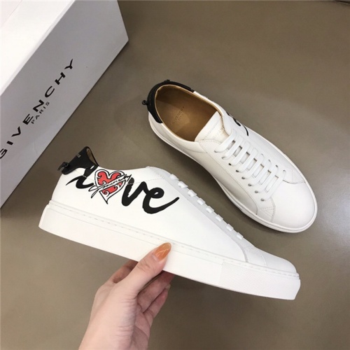 Cheap Givenchy Casual Shoes For Men #827759 Replica Wholesale [$76.00 USD] [ITEM#827759] on Replica Givenchy Casual Shoes