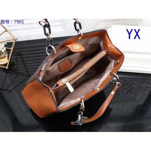 Cheap Michael Kors Handbags For Women #842390 Replica Wholesale [$34.00 USD] [ITEM#842390] on Replica Michael Kors Handbags