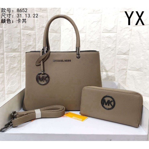 Cheap Michael Kors Handbags For Women #842401 Replica Wholesale [$39.00 USD] [ITEM#842401] on Replica Michael Kors Handbags