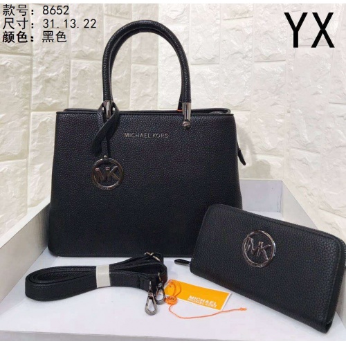 Cheap Michael Kors Handbags For Women #842404 Replica Wholesale [$39.00 USD] [ITEM#842404] on Replica Michael Kors Handbags