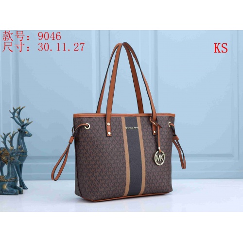 Cheap Michael Kors Handbags For Women #846109 Replica Wholesale [$39.00 USD] [ITEM#846109] on Replica Michael Kors Handbags
