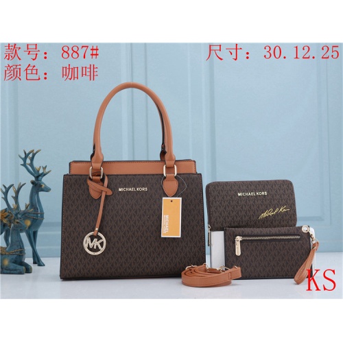 Cheap Michael Kors Handbags For Women #850588 Replica Wholesale [$36.00 USD] [ITEM#850588] on Replica Michael Kors Handbags