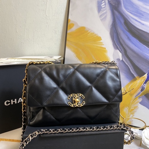 Cheap Chanel AAA Messenger Bags For Women #851492 Replica Wholesale [$118.00 USD] [ITEM#851492] on Replica Chanel AAA Quality Messenger Bags