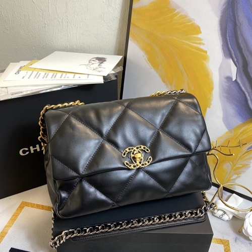 Cheap Chanel AAA Messenger Bags For Women #851492 Replica Wholesale [$118.00 USD] [ITEM#851492] on Replica Chanel AAA Quality Messenger Bags