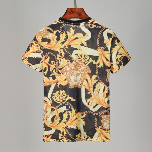 Cheap Versace Tracksuits Short Sleeved For Men #860812 Replica Wholesale [$43.00 USD] [ITEM#860812] on Replica Versace Tracksuits