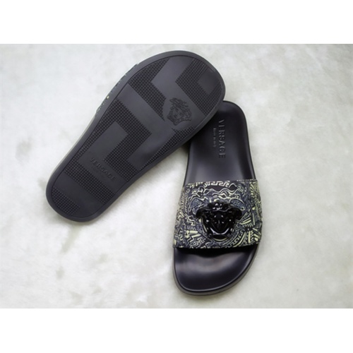 Cheap Versace Slippers For Men #861296 Replica Wholesale [$40.00 USD] [ITEM#861296] on Replica Versace Slippers