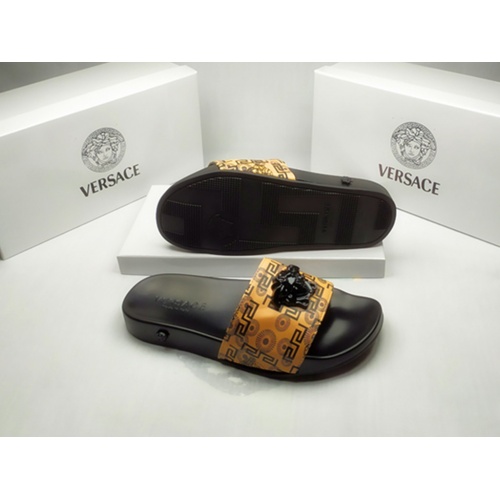 Cheap Versace Slippers For Men #861303 Replica Wholesale [$40.00 USD] [ITEM#861303] on Replica Versace Slippers