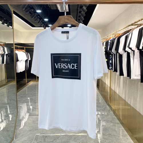 Cheap Versace T-Shirts Short Sleeved For Men #869745 Replica Wholesale [$41.00 USD] [ITEM#869745] on Replica Versace T-Shirts