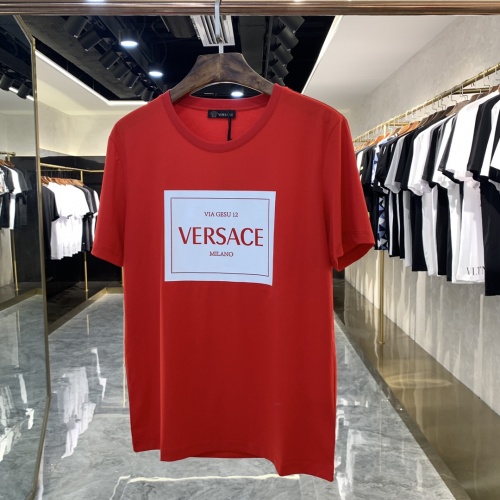 Cheap Versace T-Shirts Short Sleeved For Men #869746 Replica Wholesale [$41.00 USD] [ITEM#869746] on Replica Versace T-Shirts