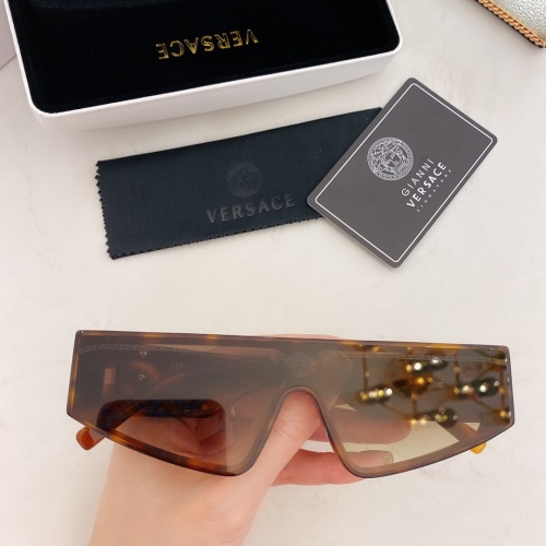 Cheap Versace AAA Quality Sunglasses #870213 Replica Wholesale [$58.00 USD] [ITEM#870213] on Replica Versace AAA Quality Sunglasses