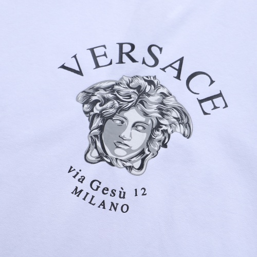 Cheap Versace T-Shirts Short Sleeved For Men #870416 Replica Wholesale [$27.00 USD] [ITEM#870416] on Replica Versace T-Shirts