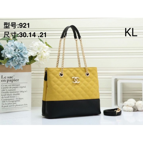 Chanel Handbags For Women #870615