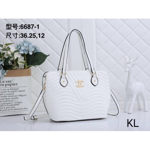 Chanel Handbags For Women #870640