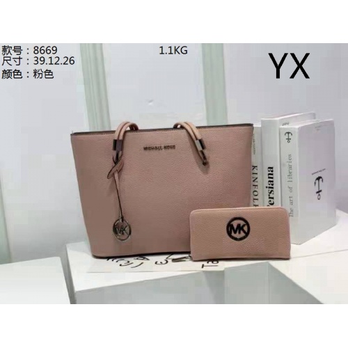 Cheap Michael Kors Handbags For Women #871148 Replica Wholesale [$39.00 USD] [ITEM#871148] on Replica Michael Kors Handbags