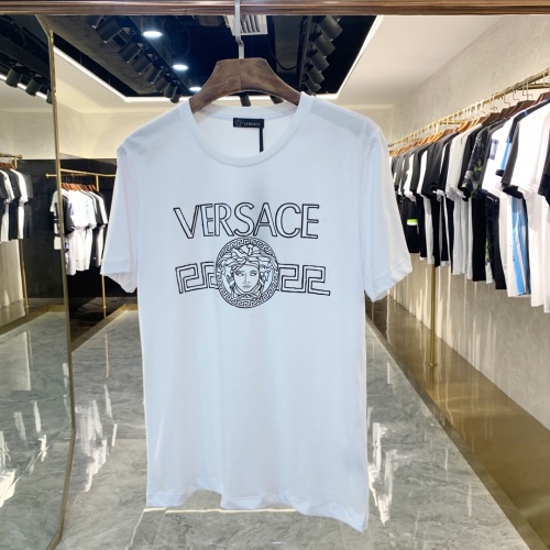 Cheap Versace T-Shirts Short Sleeved For Men #873319 Replica Wholesale [$41.00 USD] [ITEM#873319] on Replica Versace T-Shirts