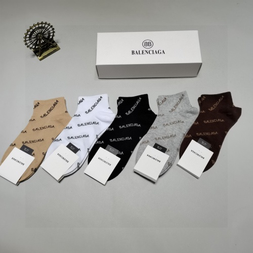 Cheap Balenciaga Socks #876048 Replica Wholesale [$27.00 USD] [ITEM#876048] on Replica Balenciaga Socks