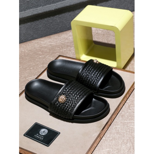 Cheap Versace Slippers For Men #877711 Replica Wholesale [$52.00 USD] [ITEM#877711] on Replica Versace Slippers