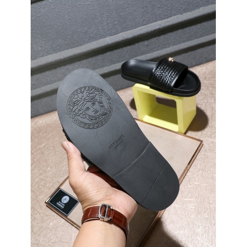 Cheap Versace Slippers For Men #877711 Replica Wholesale [$52.00 USD] [ITEM#877711] on Replica Versace Slippers