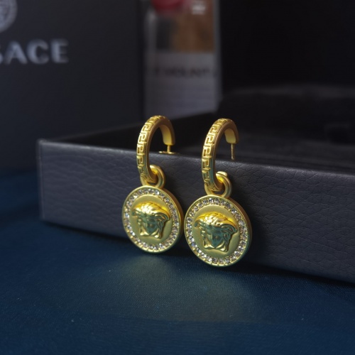 Cheap Versace Earrings #879010 Replica Wholesale [$36.00 USD] [ITEM#879010] on Replica Versace Earrings