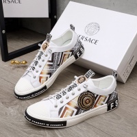 Versace Casual Shoes For Men #870051