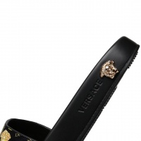 Cheap Versace Slippers For Men #871381 Replica Wholesale [$65.00 USD] [ITEM#871381] on Replica Versace Slippers