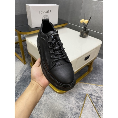 Cheap Versace Casual Shoes For Men #880571 Replica Wholesale [$82.00 USD] [ITEM#880571] on Replica Versace Casual Shoes