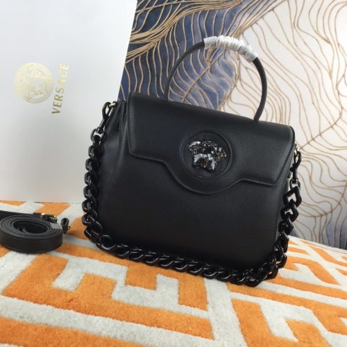 Cheap Versace AAA Quality Messenger Bags For Women #881923 Replica Wholesale [$170.00 USD] [ITEM#881923] on Replica Versace AAA Quality Messenger Bags