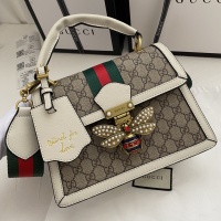 Gucci AAA Quality Messenger Bags For Women #879963