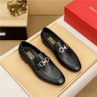 Salvatore Ferragamo Leather Shoes For Men #882584