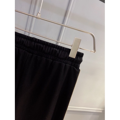 Cheap Versace Pants For Men #888775 Replica Wholesale [$45.00 USD] [ITEM#888775] on Replica Versace Pants