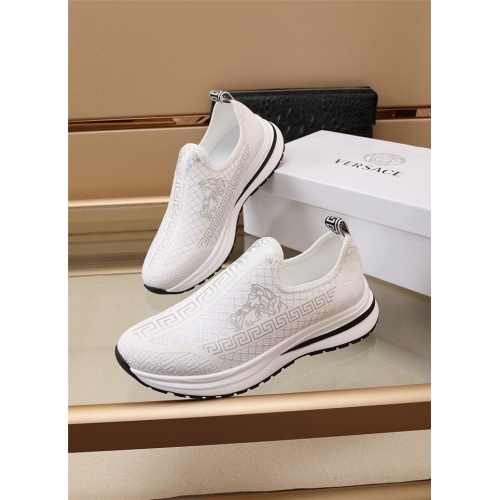 Cheap Versace Casual Shoes For Men #891176 Replica Wholesale [$82.00 USD] [ITEM#891176] on Replica Versace Casual Shoes