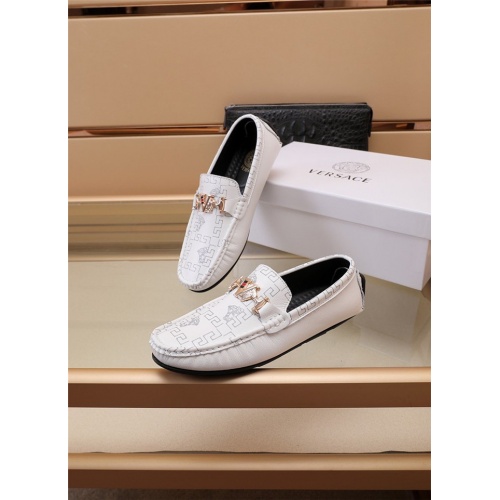 Cheap Versace Casual Shoes For Men #891416 Replica Wholesale [$82.00 USD] [ITEM#891416] on Replica Versace Casual Shoes