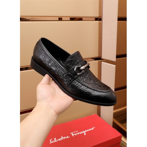 Cheap Salvatore Ferragamo Leather Shoes For Men #891804 Replica Wholesale [$82.00 USD] [ITEM#891804] on Replica Salvatore Ferragamo Leather Shoes