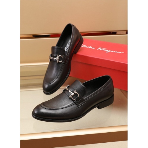 Cheap Salvatore Ferragamo Leather Shoes For Men #891805 Replica Wholesale [$82.00 USD] [ITEM#891805] on Replica Salvatore Ferragamo Leather Shoes