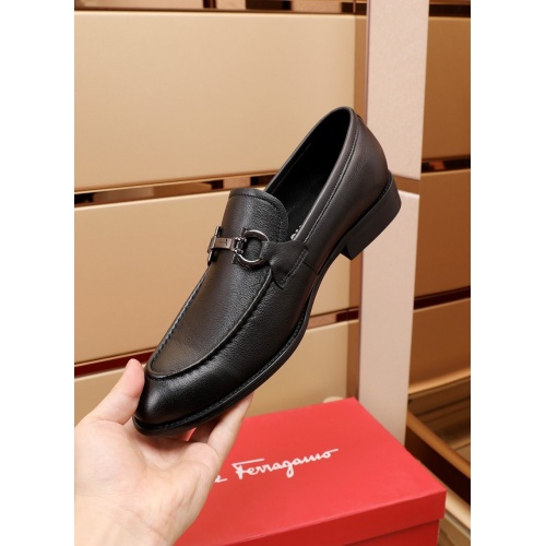 Cheap Salvatore Ferragamo Leather Shoes For Men #892105 Replica Wholesale [$82.00 USD] [ITEM#892105] on Replica Salvatore Ferragamo Leather Shoes