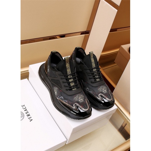 Cheap Versace Casual Shoes For Men #892291 Replica Wholesale [$82.00 USD] [ITEM#892291] on Replica Versace Casual Shoes
