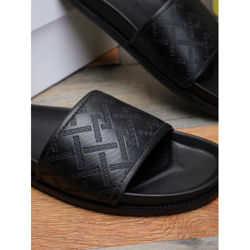 Cheap Versace Slippers For Men #893127 Replica Wholesale [$48.00 USD] [ITEM#893127] on Replica Versace Slippers