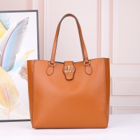 Gucci Handbags #892888