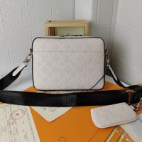 Louis Vuitton AAA Man Messenger Bags #904738