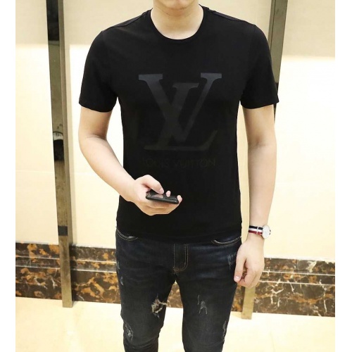 Cheap Louis Vuitton LV T-Shirts Short Sleeved For Men #907316 Replica Wholesale [$24.00 USD] [ITEM#907316] on Replica Clearance