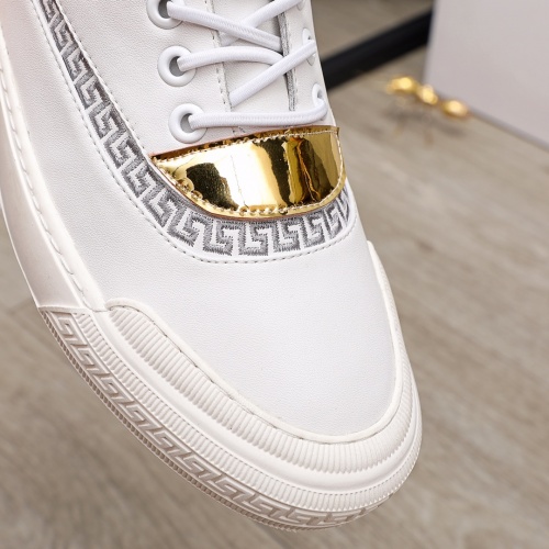 Cheap Versace Casual Shoes For Men #910178 Replica Wholesale [$68.00 USD] [ITEM#910178] on Replica Versace Casual Shoes