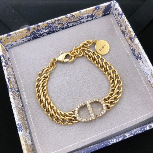 Christian Dior Bracelets #910430
